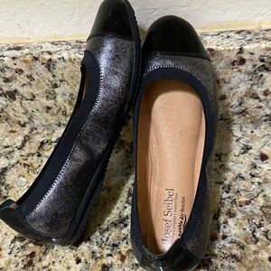 Josef Seibel Women's Metallic Black Flats
